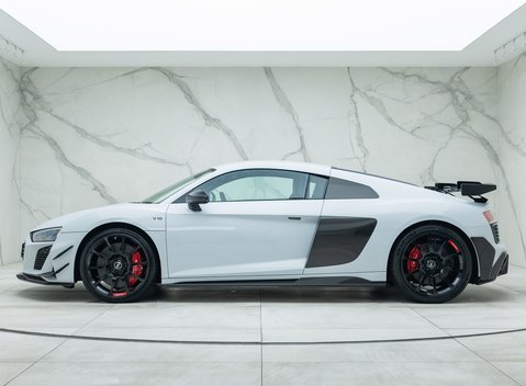 Audi R8 GT RWD 2