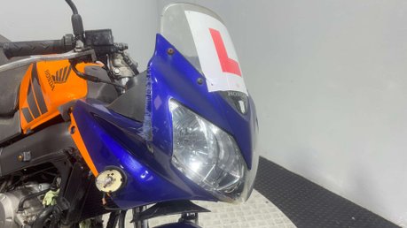 Honda CBR CBR125 2005 40K PROJECT BIKE SPARES OR REPAIR 125CC SPORT 15