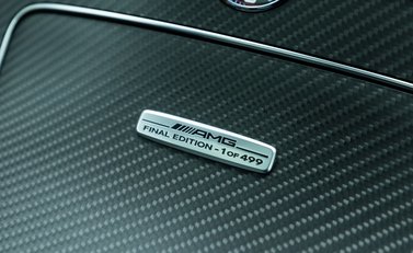 Mercedes-Benz C63 AMG S FINAL EDITION 23