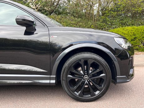 Audi Q3 1.5 TFSI CoD 35 Black Edition Sportback S Tronic Euro 6 (s/s) 5dr 69