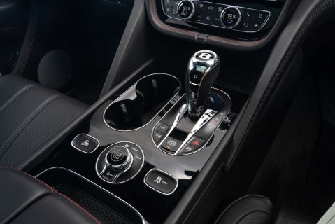 Bentley Bentayga V8 14