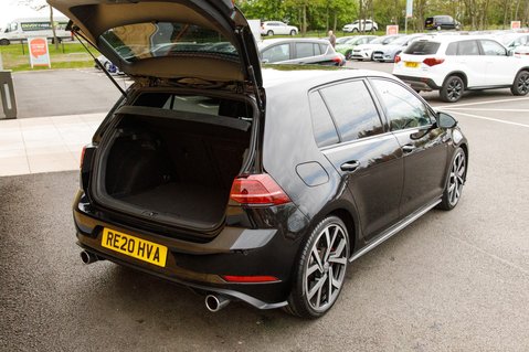 Volkswagen Golf GTI PERFORMANCE TSI DSG 43