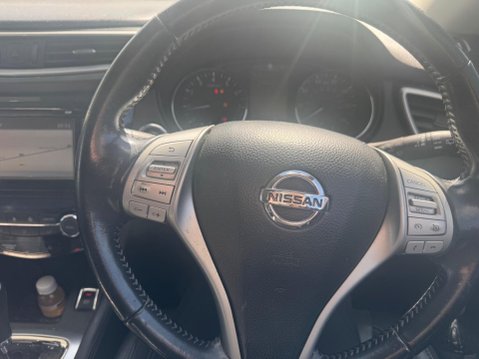 Nissan Qashqai 1.2 DIG-T Tekna XTRON 2WD Euro 6 (s/s) 5dr 10