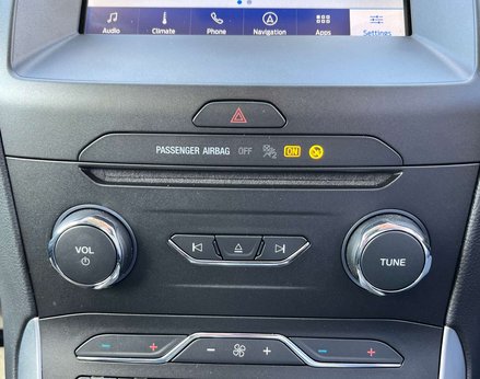 Ford Galaxy 2.5 Galaxy Titanium HEV CVT 5dr 51