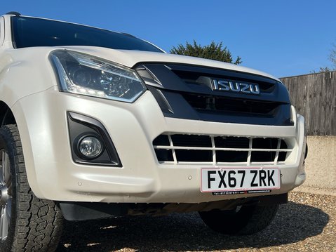 Isuzu D-Max BLADE DCB 16