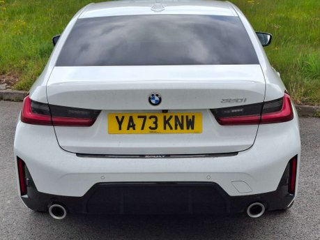 BMW 3 Series 2.0 320i M Sport Auto 4dr 19