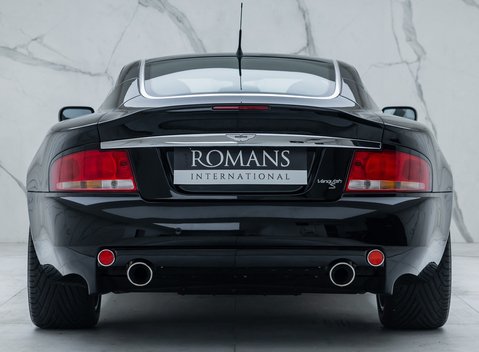 Aston Martin Vanquish S Ultimate 8