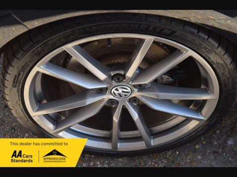 Volkswagen Golf 2.0 Golf R TSi 4WD 5dr 24