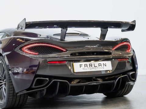 McLaren 570 3.8T V8 Coupe 2dr Petrol SSG Euro 6 (s/s) (570 ps) 31