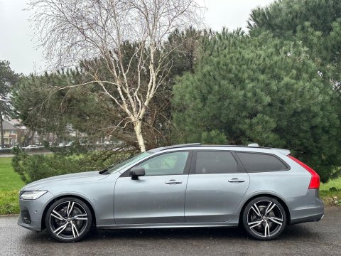 Volvo V90 2.0 D5 R-Design Plus Auto AWD Euro 6 (s/s) 5dr 9