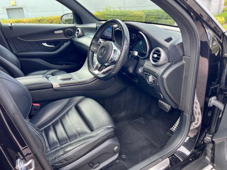 Mercedes-Benz GLC 2.0 GLC300d AMG Line (Premium) Coupe G-Tronic+ 4MATIC Euro 6 (s/s) 5dr 95