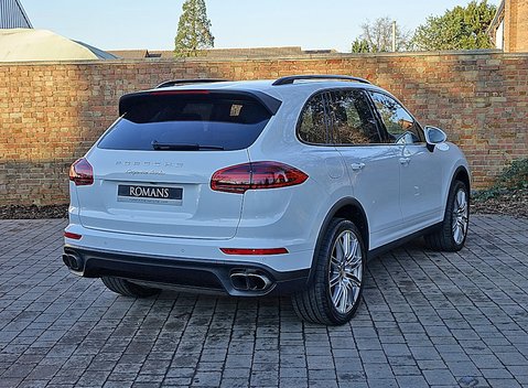 Porsche Cayenne Turbo 24