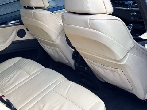 BMW X5 M 4.4i V8 Steptronic xDrive Euro 5 5dr 26