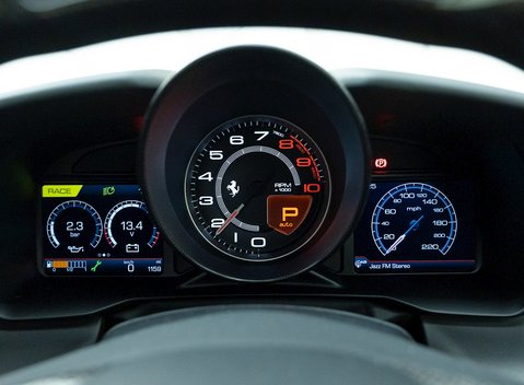 Ferrari F8 Tributo 15