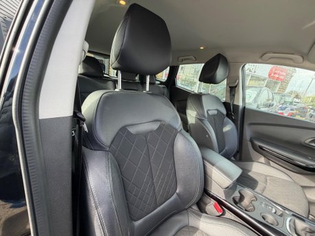 Renault Kadjar ICONIC TCE 8