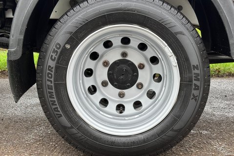 Ford Transit 350 Drw L4 130 ps Single Cab Dropside Truck with Tail Lift - Plant Spec 30