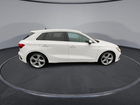 Audi A3 1.5 TFSI 35 S line Sportback 5dr Petrol S Tronic Euro 6 (s/s) (150 ps) 2 Ow 47