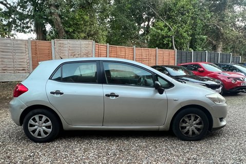 Toyota Auris TR VVT-I S/S -PART EXCHANGE TO CLEAR - MOT 25TH FEB 2027 4