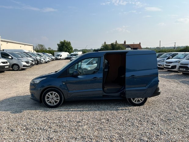 Ford Transit Connect AUTO (SOLD) SWB L1H1 Low Roof Limited Air Con Alloys Sensors Cam EURO 6 NO 11