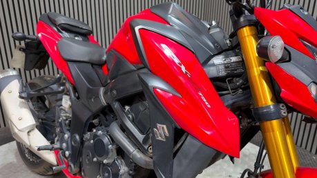 Suzuki GSX-S 2017 96K GOOD RUNNING PROJECT BIKE SPARES OR REPAIR 750CC 11