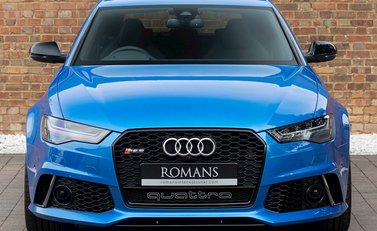 Audi RS6 Avant Performance 4