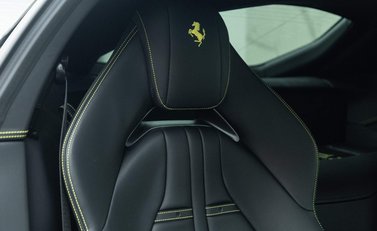 Ferrari 812 Superfast 10