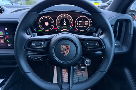 Porsche Cayenne V6 S E-HYBRID BLACK EDITION - PANORAMIC ROOF - AS NEW CONDITION 10