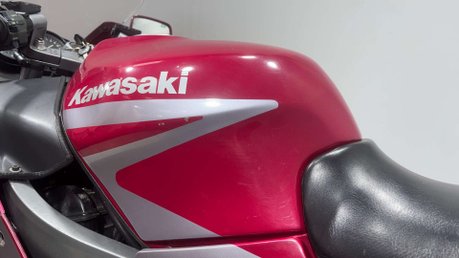 Kawasaki ZZR 1990 33K SPORTS TOURER CLASSIC 1100CC PROJECT BIKE SPARES OR REPAIR 19