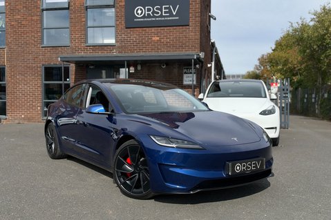 Tesla Model 3 PERFORMANCE AWD Deep Blue Metallic GROK AI RYZEN 21" ALLOYS BLACK INTERIOR 