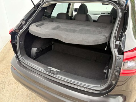 Nissan Qashqai 1.3 Qashqai N-Connecta DiG-T 5dr 30