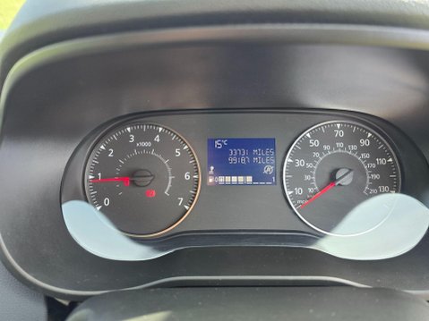 Dacia Duster 1.0 TCe Essential Euro 6 (s/s) 5dr 31