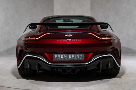 Aston Martin Vantage V12. 1 OF 333. OVER £45K IN OPTIONS. LIGHTWEIGHT PACKAGE. LIVERY PACKAGE. 5