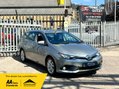 Toyota Auris VVT-I ICON TECH TOURING SPORTS 1