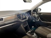 Volkswagen T-Roc 1.6 TDI SE SUV 5dr Diesel Manual Euro 6 (s/s) (115 ps) Air Con - Alloys - D 15