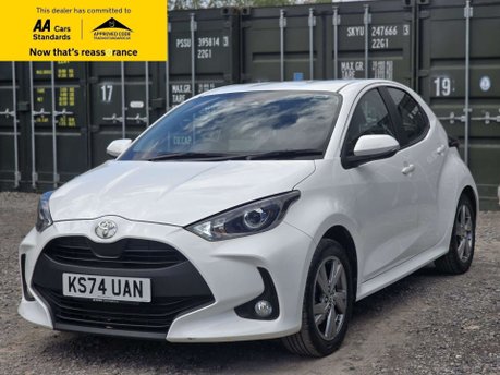 Toyota Yaris 1.5 VVT-h Icon Hatchback 5dr Petrol Hybrid E-CVT Euro 6 (s/s) (116 ps) 3