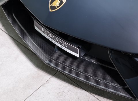 Lamborghini Revuelto 35