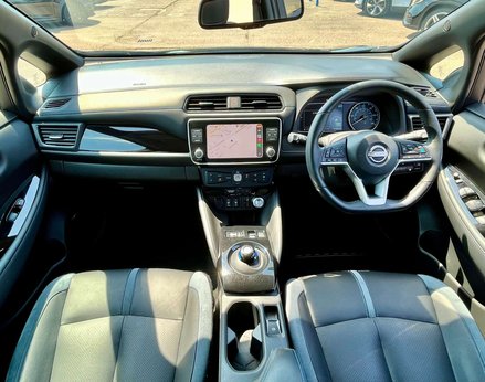 Nissan LEAF Leaf Tekna Electric 110Kw 39kWh (AUTOMATIC) 5dr 2