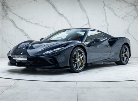 Ferrari F8 SPIDER 10