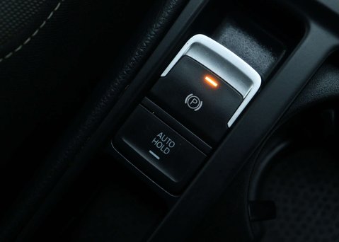 Volkswagen Golf 2.0 TDI BlueMotion Tech GT Hatchback 5dr Diesel Manual Euro 5 (s/s) (150 ps 30