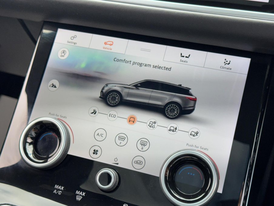 2020 Land Rover Range Rover Velar — image 31