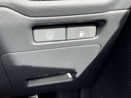 Hyundai IONIQ 1.6 IONIQ Premium SE FHEV Semi-Auto 5dr 71