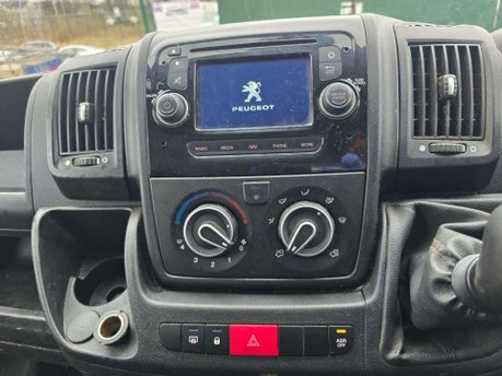 Peugeot Boxer 2.0 BlueHDi 335 Professional Panel Van 5dr Diesel Manual L2 H2 Euro 6 (130  26