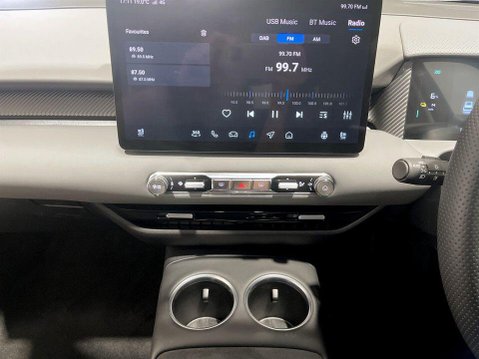 MG MGS5 64kWh Trophy Long Range SUV 5dr Electric Auto (231 ps) 1 Owner - Sensors - 17
