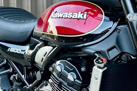 Kawasaki Z900 0.9 ZR 900 KPFBB 6