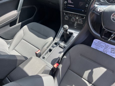 Volkswagen Golf SE NAVIGATION TSI BLUEMOTION TECHNOLOGY 15