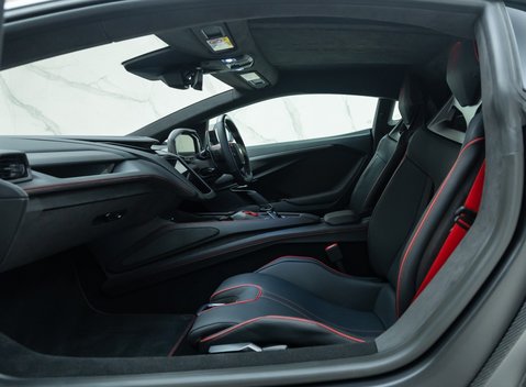 Lamborghini Revuelto 17