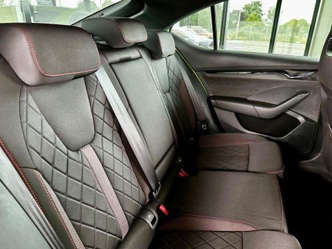 Skoda Octavia 2.0 TSI vRS DSG Euro 6 (s/s) 5dr 51