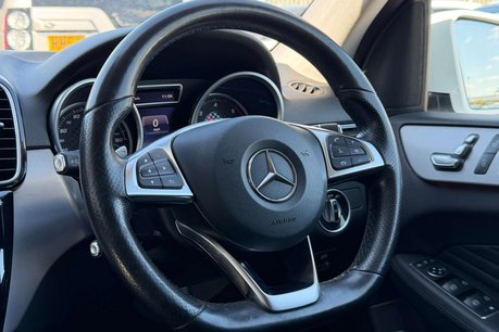 Mercedes-Benz GLE 2.1 GLE250d AMG Line SUV 5dr Diesel G-Tronic 4MATIC Euro 6 (s/s) (204 ps) 25