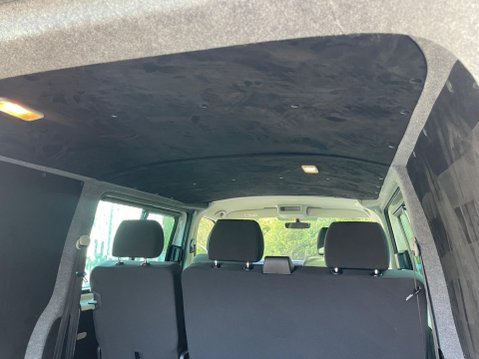 Volkswagen Transporter 2.0 TDI T32 BlueMotion Tech Highline Crew Van DSG FWD SWB Euro 6 (s/s) 5dr 15