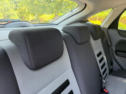 Ford Focus 1.6 TDCi DPF Zetec 5dr 17